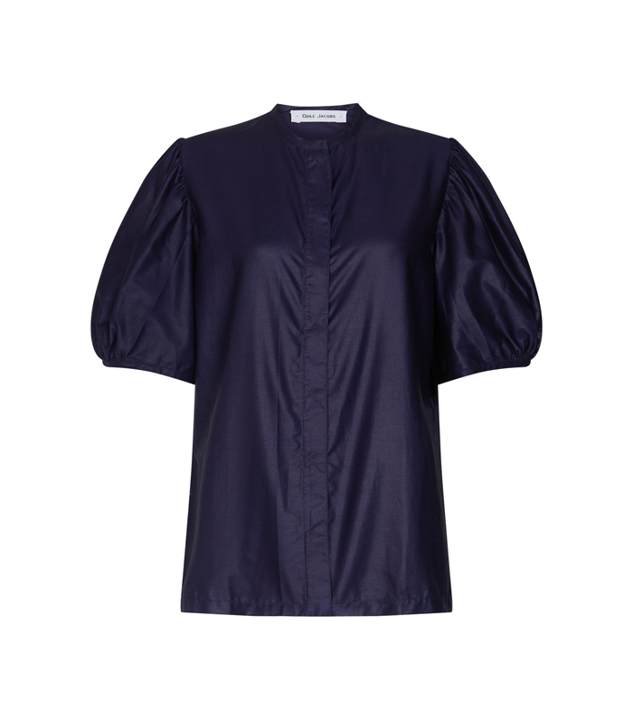 Blouse puffer sleeves