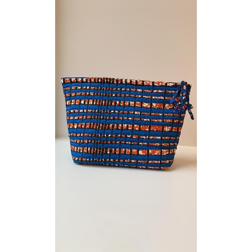[S710F210C02] Clutch bag